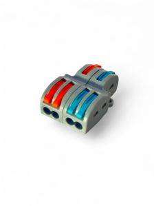 Pole 2 in 4 Out Wiring Connector