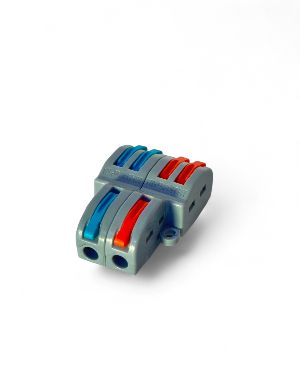 Pole 2 in 4 Out Wiring Connector