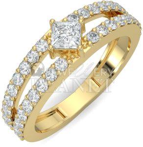 18K Gold Princess Cut Diamond Engagement Ring