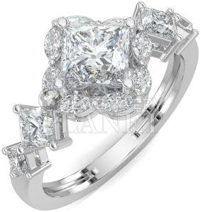 10K White Gold Diamond Cluster Ring