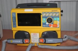 Maestros Vital Wave Biphasic Defibrillator Monitor