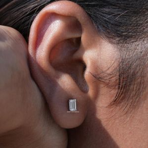 Stud Emerald Moissanite Earrings