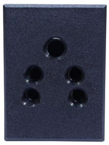 SU-61 Premium Black Series 6A 5 Pin Socket