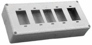 SU-89 5 Way Gang Box