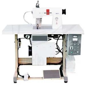 Ultrasonic Seamless Underwear Edge Cutting Machine