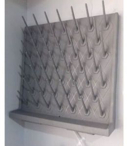 polypropylene molded adjustable pegs board