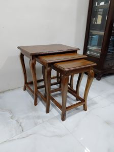 Turned Leg Wooden Nesting Table