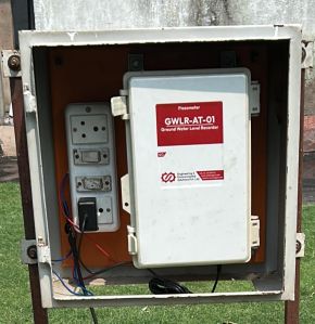 Telemetric Piezometer