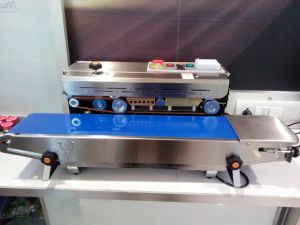 Horizontal Band Sealing Machine