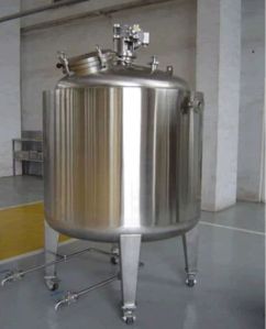 Jacketed Tank with Agitator
