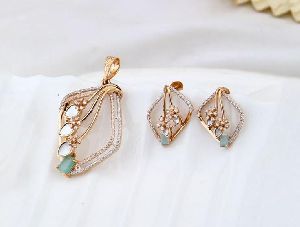 Ladies Artificial Party Wear Pendant Set