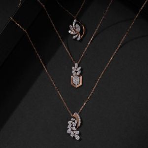Ladies Artificial Pendant
