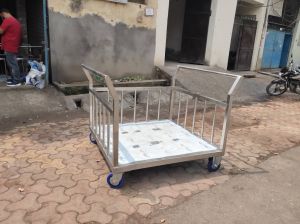 garbage trolleys