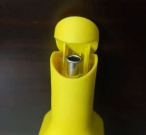 SR262Y 500ml Gravity Lid Oil Dispenser