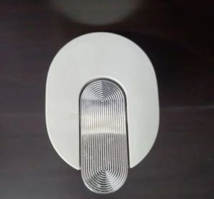 SR079W 500ml Gravity Lid Oil Dispenser