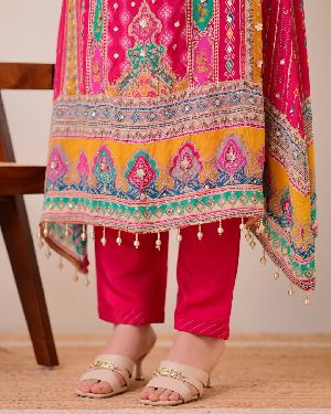Women Pink Printed Cotton Anarkali Suit Set