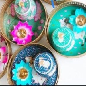 Printed Lotus Decor Bowl Set with Animal Motif Jars