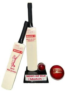 Signature  Bat