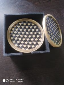 Round Checkered Bamboo Coaster Set