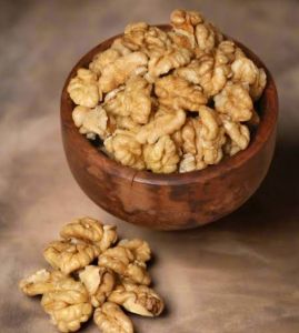 Walnut Kernels