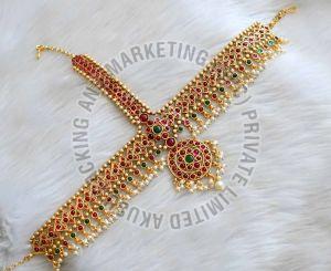 Antique Gold Bridal Maang Tikka Set