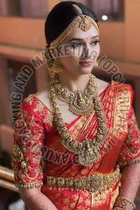 Traditional South Indian Bridal Jewellery Set