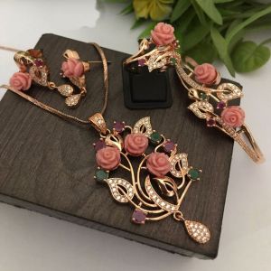 Pink Stone Pendant Set
