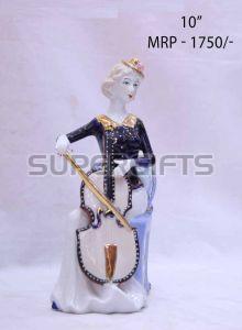 Polyresin Lady Figure Statue