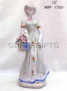 Polyresin Lady Figure Statue