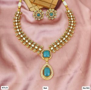 Kundan Choker Necklace Set
