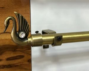 Brass Fancy Curtain Bracket