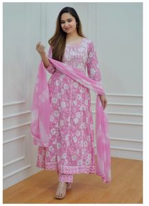 Ladies Stylish Anarkali Kurti Set