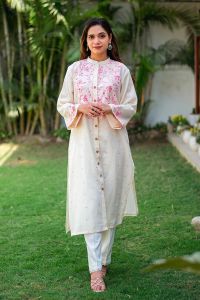Ladies Designer Kashmiri Kurti