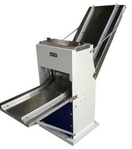 Semi Automatic Bread Slicer Machine
