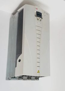 ABB Drive ACS550-01-246A-4 VFD 110KW 150HP Heavy Duty 380-480V Tested Okay