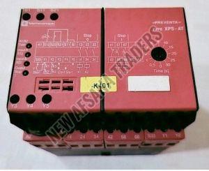 Schneider XPSAT5110 Safety Relay