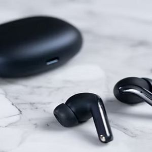 Bluetooth Wireless Earbuds