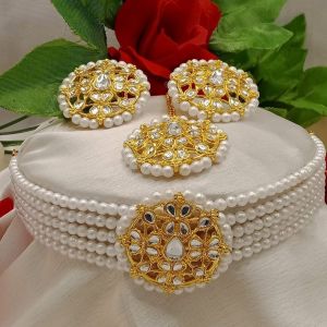 beaded stone white imitation choker necklace set