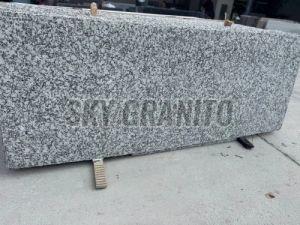 P White Polished Granite Flooring Slab