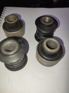 Renault Kwid Lower Control Arm Bushing Kit