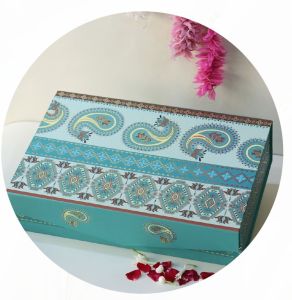 Festive Delight Gift Box