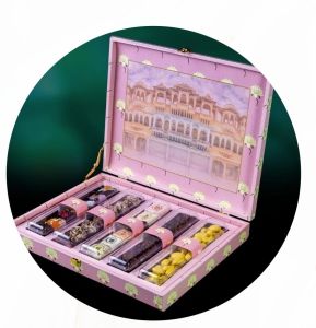Pink Palace Gift Box