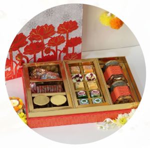 Lotus Grandeur Gift Box