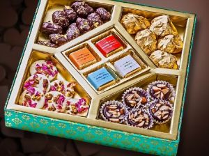 Regal Delight Gift Box