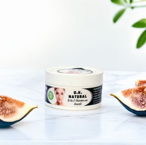 Uk Natural 3 in 1 Face Scrub