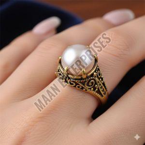 Elegant Pearl Solitaire Brass Finger Ring