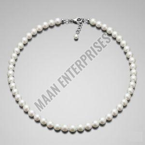 Simple Single Strand Pearl Necklace