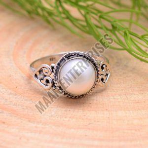 Vintage Style Oxidized Pearl Ring