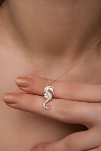 Elegant Sea Horse Necklace in 18K Rose Gold with Lab Grown Diamonds & Chain