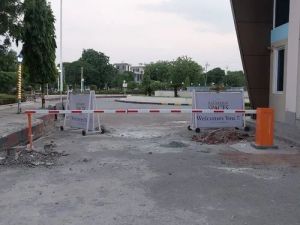 Aluminum Coated Boom Barrier